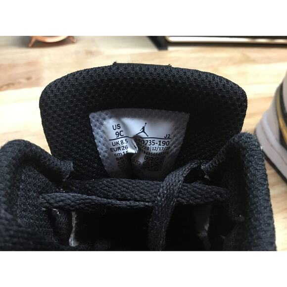 Nike Air Jordan 1 Retro Mid Kids 9C White Gold Running Baby Shoes 640735-190 - Picture 6 of 6